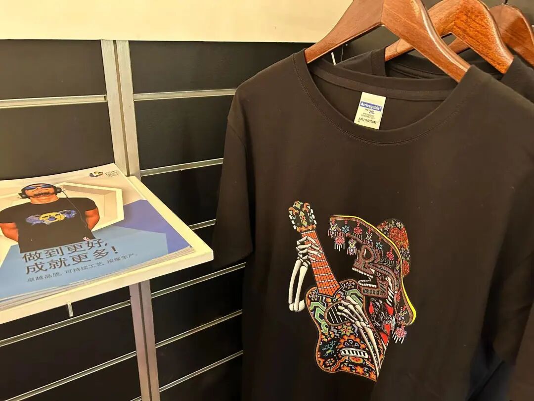 顾客柜台商品定制体验&产品解决方案 | 上海华颜奢侈品包装展(图16)